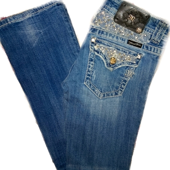 Miss Me jeans. Boot cut. Size 27 - Picture 2 of 4